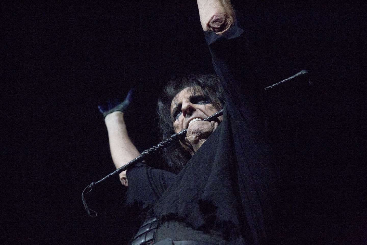 Alice Cooper - whip